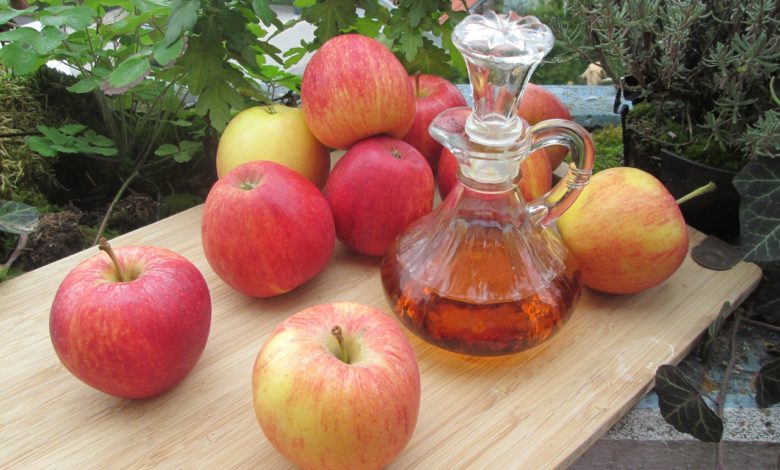 Apfelessig selber machen - Rezept einfach und gelingsicher