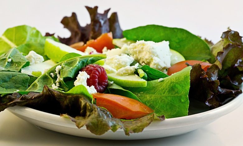 Wenn Du jeden Tag nur Salat isst, passiert das mit Deinem Körper
